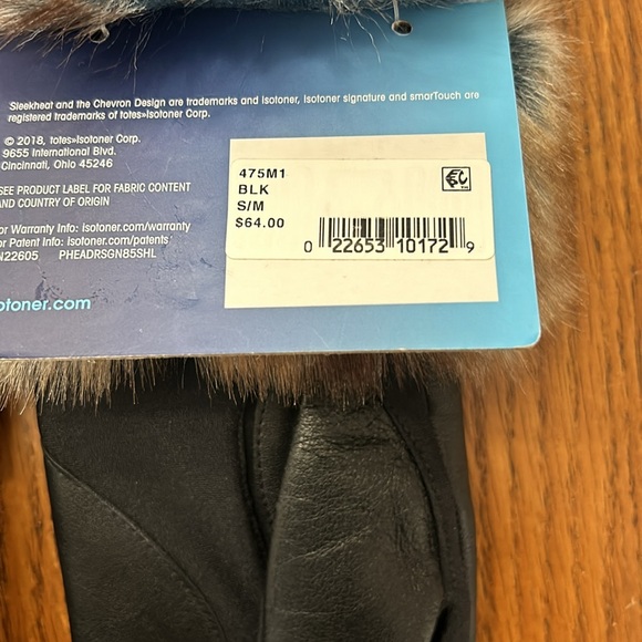 Bundle of 2 pairs of Isotoner Leather Gloves - Picture 3 of 4